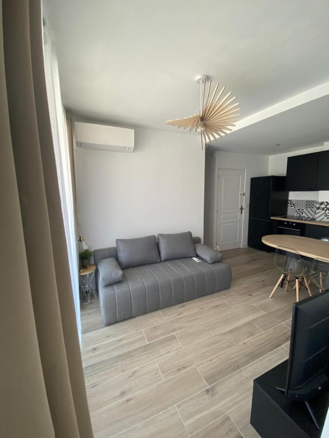 Ajaccio Magnifique T2 37M2 Centre Ville Vue Mer Au Bord De La Plage Neuf 4 Couchages Balcon Parking Prive Ferme Clim Wifi Ajaccio (Corsica) Exterior foto