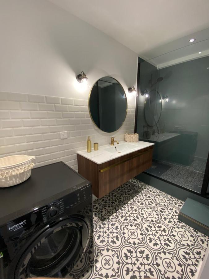 Ajaccio Magnifique T2 37M2 Centre Ville Vue Mer Au Bord De La Plage Neuf 4 Couchages Balcon Parking Prive Ferme Clim Wifi Ajaccio (Corsica) Exterior foto