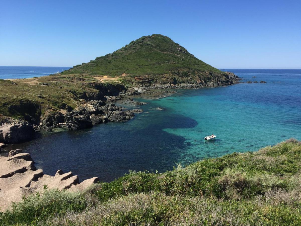 Ajaccio Magnifique T2 37M2 Centre Ville Vue Mer Au Bord De La Plage Neuf 4 Couchages Balcon Parking Prive Ferme Clim Wifi Ajaccio (Corsica) Exterior foto